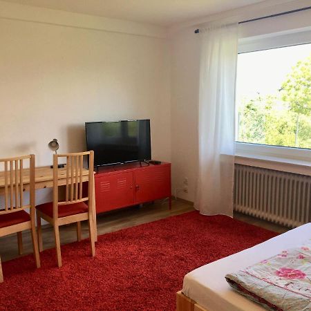 Mayen, Im Mohren, Privatzimmer Nr2, Waldrand, Nahe Nurburgring & Burg Eltz, Gemeinschaftsbad Exteriör bild