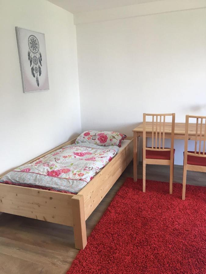 Mayen, Im Mohren, Privatzimmer Nr2, Waldrand, Nahe Nurburgring & Burg Eltz, Gemeinschaftsbad Exteriör bild